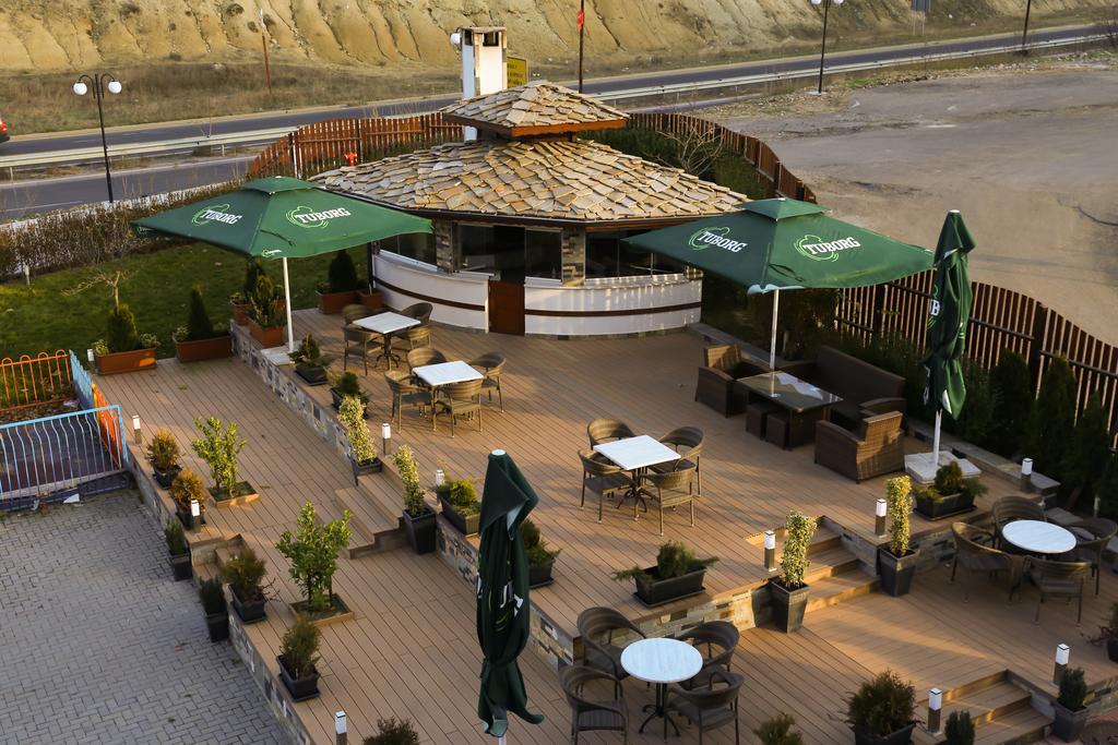 Hotel & Restaurant Ida Kŭrdzhali Exteriör bild